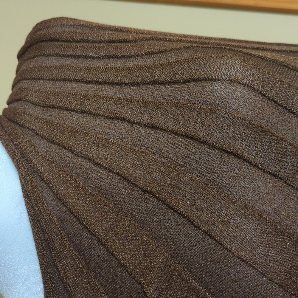 Cache Top - Picture 2 of 8